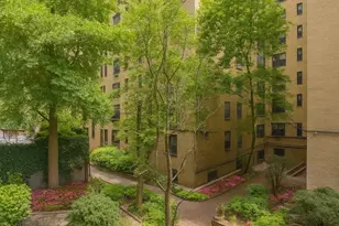 433 E 51st St, New York City, NY 10022 - Photo 2