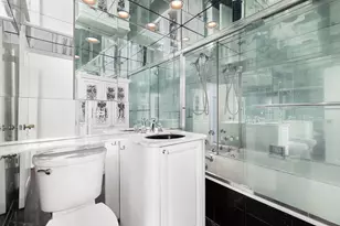 150 E 69th St, New York City, NY 10021 - Photo 12