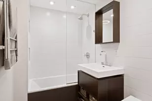 138 N 3rd St, New York City, NY 11249 - Photo 6