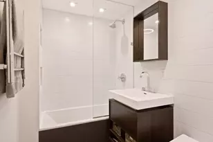 138 N 3rd St, New York City, NY 11249 - Photo 8
