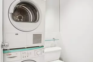 146 W 57th St, New York City, NY 10019 - Photo 8