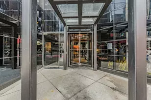 146 W 57th St, New York City, NY 10019 - Photo 14