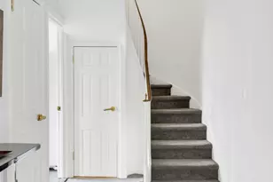 44 E 67th St, New York City, NY 10065 - Photo 8