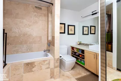 300 E 59th Street #607, New York City, NY 10022 - Photo 10