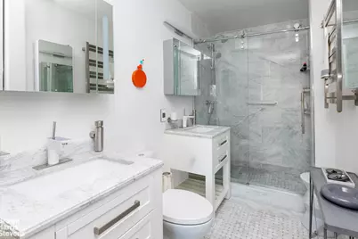 300 E 59th Street #607, New York City, NY 10022 - Photo 8