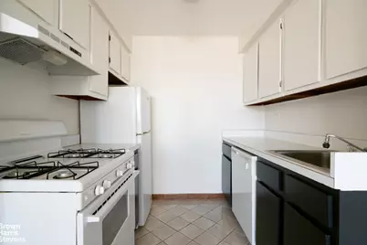 340 E 93rd Street #30A, New York City, NY 10128 - Photo 4