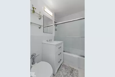750 Park Avenue #3B, New York City, NY 10021 - Photo 10
