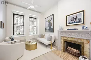 18 W 87th St, New York City, NY 10024 - Photo 2