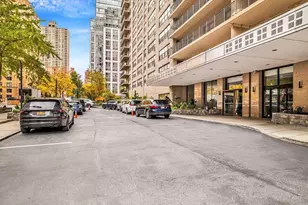 205 West End Ave, New York City, NY 10023 - Photo 10