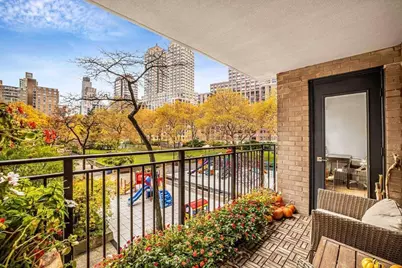 205 W End Avenue #2J, New York City, NY 10023 - Photo 1