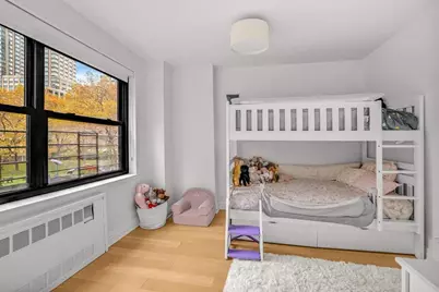 205 W End Avenue #2J, New York City, NY 10023 - Photo 8