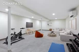 118 Schaefer St, Brooklyn, NY 11207 - Photo 12