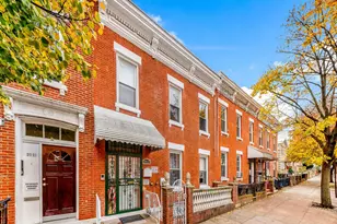 20-23 41st St, New York City, NY 11105 - Photo 2