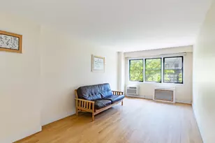 579 W 215th St, New York City, NY 10034 - Photo 2
