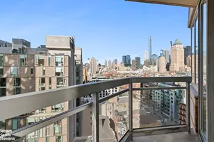 500 W 43rd St, New York City, NY 10036 - Photo 2