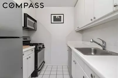 106 Central Park S #7O, New York City, NY 10019 - Photo 4