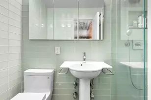 315 W 70th St, New York City, NY 10023 - Photo 6