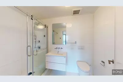 237 E 34th Street #1704, New York City, NY 10016 - Photo 4