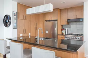 5-49 Borden Ave, New York City, NY 11101 - Photo 2