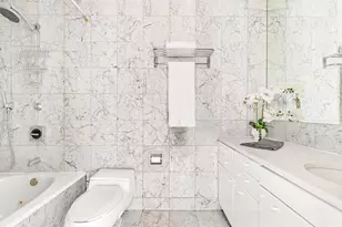 146 W 57th St, New York City, NY 10019 - Photo 6