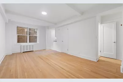 304 W 75th Street #6F, New York, NY 10023 - Photo 4