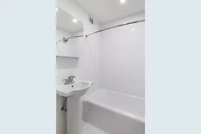 304 W 75th Street #6F, New York, NY 10023 - Photo 6