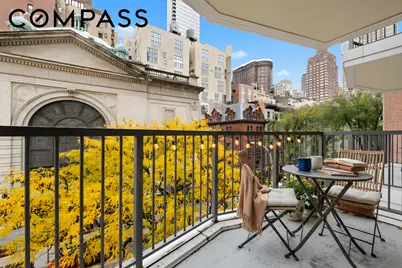 80 Central Park W #4C, New York City, NY 10023 - Photo 2