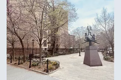 295 W 11th Street #2-E, New York City, NY 10014 - Photo 6