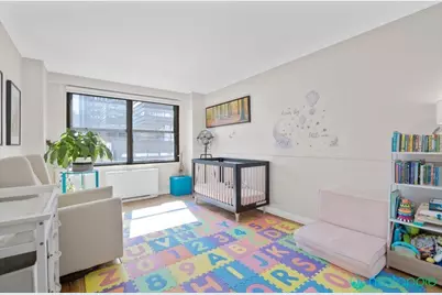 7 E 14th Street #1009, New York City, NY 10003 - Photo 6