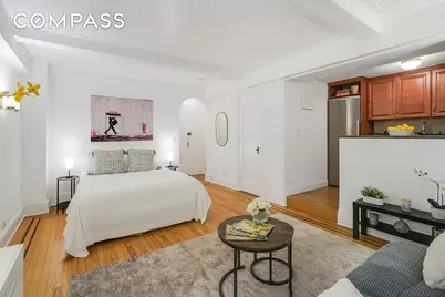 102 W 85th Street #2B, New York City, NY 10024 - Photo 2