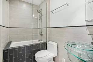 1 1st Pl, New York City, NY 11231 - Photo 4