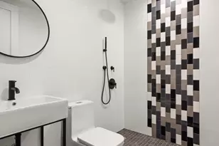 88 Marion St, New York City, NY 11233 - Photo 6