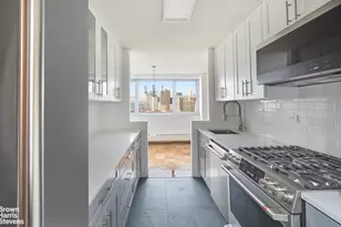 75 Henry St, New York City, NY 11201 - Photo 12