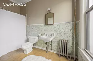 626 Vanderbilt St, New York City, NY 11218 - Photo 14