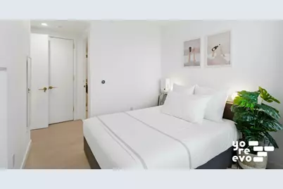 3 Court Square #4308, New York City, NY 11101 - Photo 4