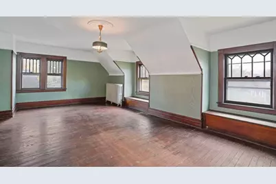 561 E 17th Street, Brooklyn, NY 11226 - Photo 16