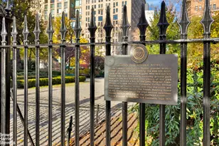 32 Gramercy Pk S, New York City, NY 10003 - Photo 16