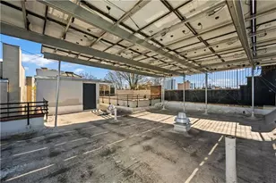 9 Argyle Rd, New York City, NY 11218 - Photo 18