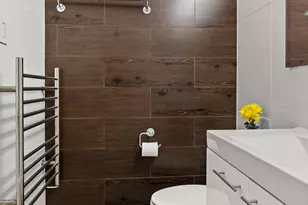 251 E 51st St, New York City, NY 10022 - Photo 12