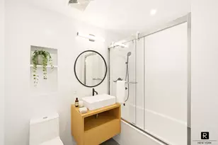 340 Metropolitan Ave, New York City, NY 11211 - Photo 8