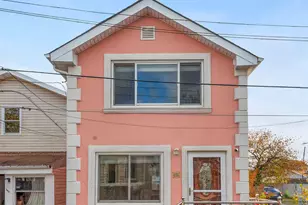 345 Dormans Ct, New York City, NY 11693 - Photo 10