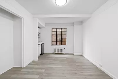 25 Tudor City Place #1810, New York City, NY 10017 - Photo 4