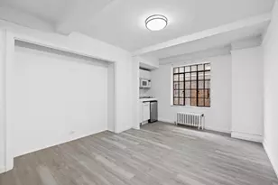 25 Tudor City Pl, New York City, NY 10017 - Photo 2