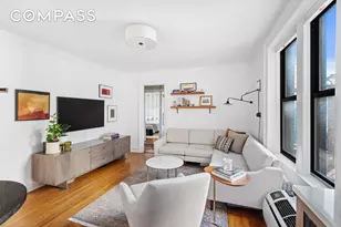 319 W 18th St, New York, NY 10011 - Photo 2