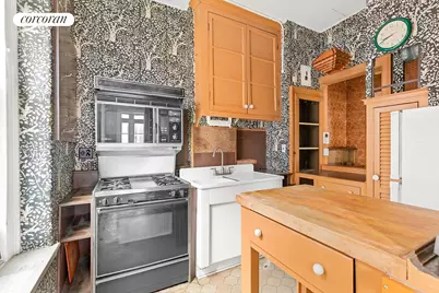 105 W 72nd Street #4C, New York City, NY 10023 - Photo 4