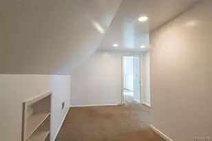 78-36 271st St, New York City, NY 11040 - Photo 10