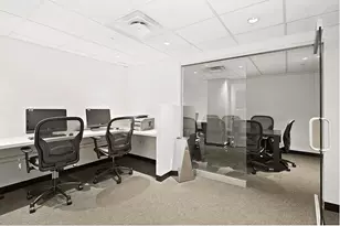 635 W 42nd St, New York City, NY 10036 - Photo 16