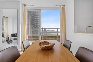 635 W 42nd St, New York City, NY 10036 - Photo 4