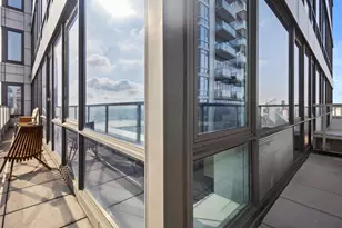 635 W 42nd St, New York City, NY 10036 - Photo 10