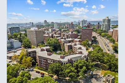 525 W 238th Street #2B, New York City, NY 10463 - Photo 28